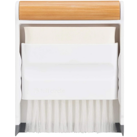 Shave The Day Beard Trimming Cleaning Set